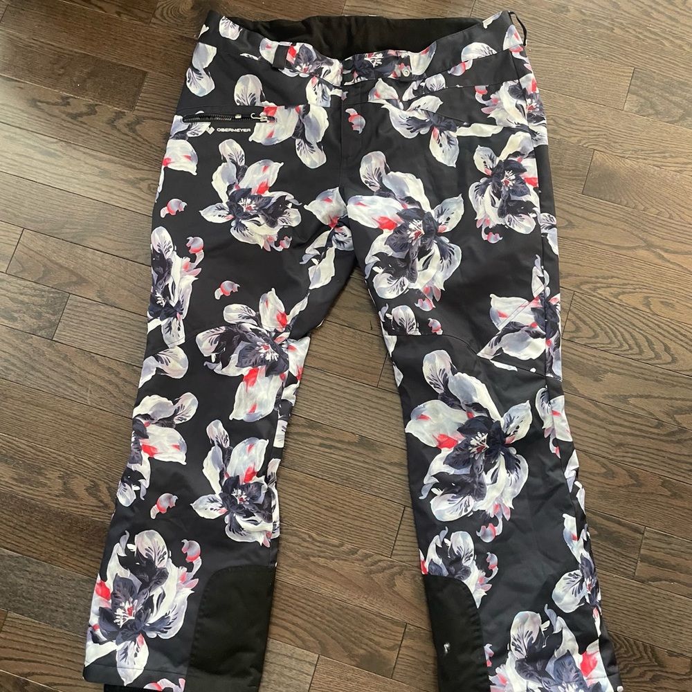 Floral Print Black Pants —Obermeyer womens Printed Malta Pant